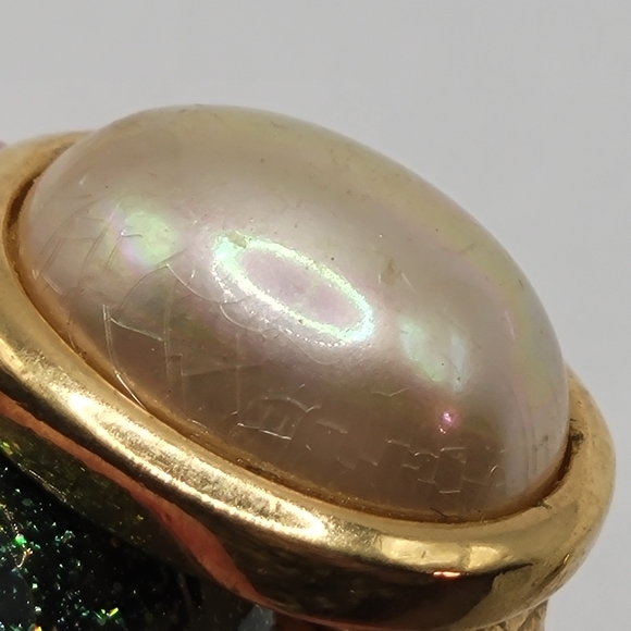 VTG Christian Dior Faux Pearl & Gold Tone Clip-on Earrings | SIGNED - Picture 7 of 9